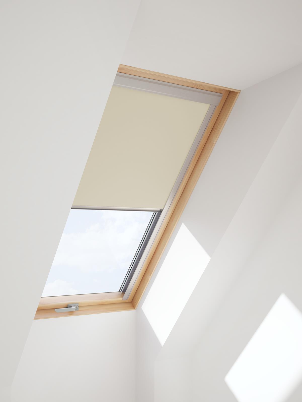 Verdunkelungsrollo für DAKSTRA Dachfenster in beige Farbe