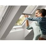 Dachfenster VELUX GLU-B 0061 | mit unterem Handgriff | 3-fach Verglasung | Kunstsoff