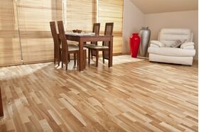 Parkett Esche Saimaa Molti