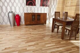 Parkett Esche Saimaa Molti