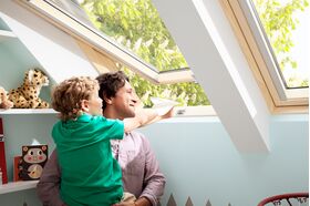 Dachfenster VELUX GLL 1064B mit unterem Handgriff