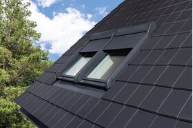 Außenrollladen ARZ Solar von FAKRO - volständige Verdunkelung des Innenraums