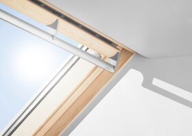 VELUX GGL 3070 | wooden roof window with anti burglary 2-glazing