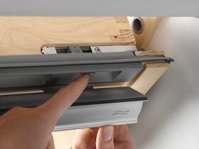 Roof window VELUX GLL 1064 | ✓ triple glazed unit ✓ top control bar