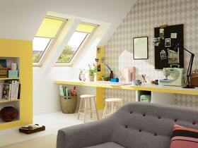 VELUX GZL 1051 | wooden, 2-glass pivot roof window