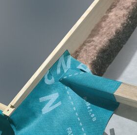 Air permeable underfelt collar for roof windows