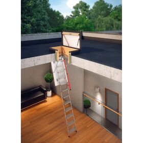 Bodentreppen FAKRO LML Lux, mehrteilige Bodentreppe aus Metall mit Gasdruckfeder