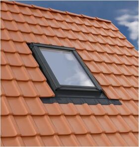 Flashing for RoofLITE+ roof window