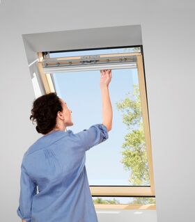 Roof window VELUX GLL 1064 | ✓ triple glazed unit ✓ top control bar