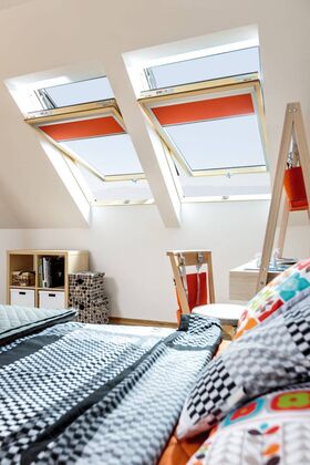 FAKRO FTU-V U4 | triple glazed, polyurethane finished roof window