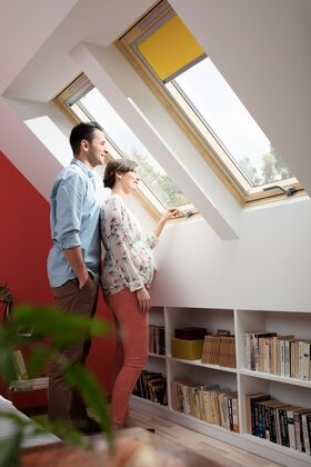Dachfenster VELUX GZL-B 1051 mit unterem Handgriff